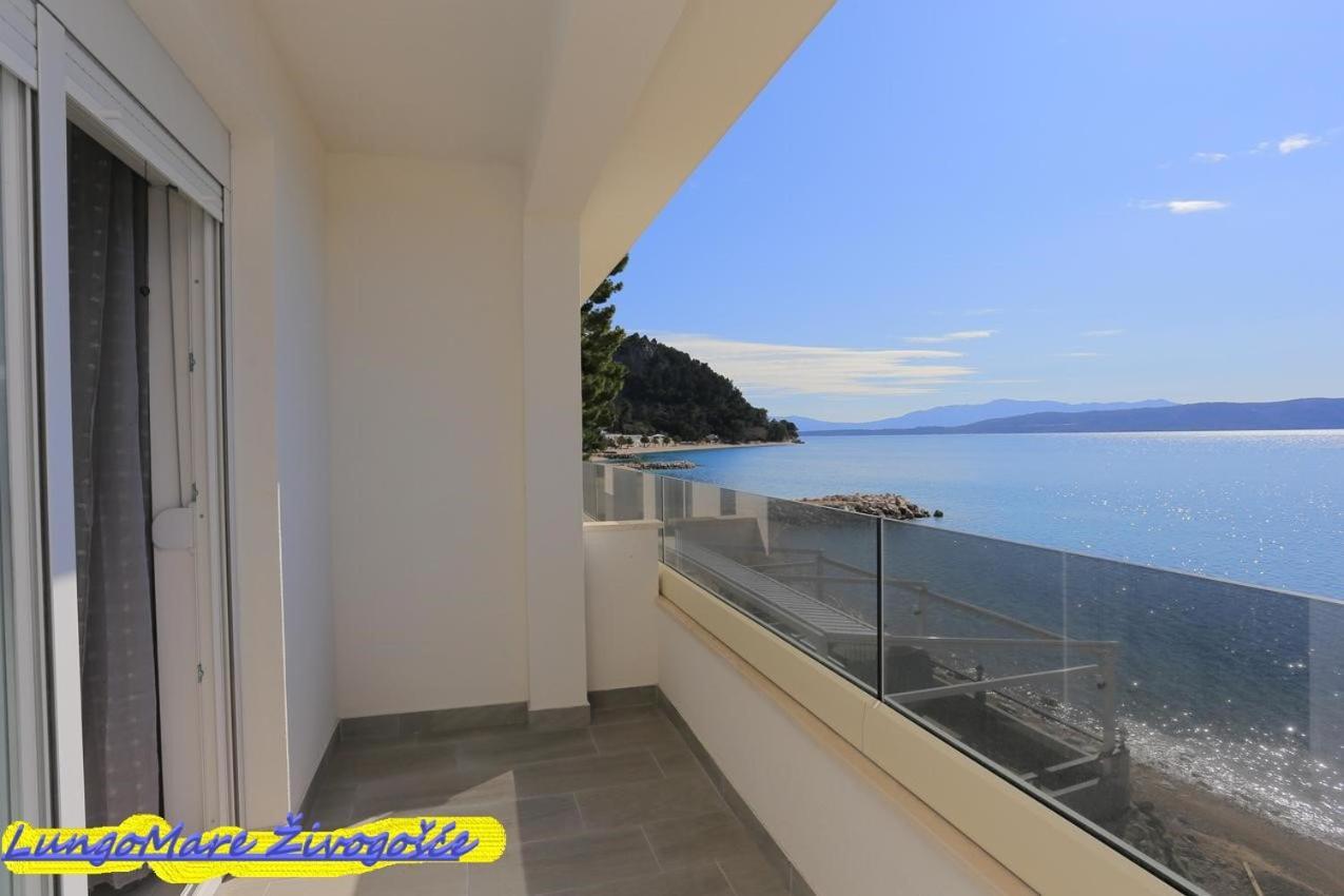 Apartmants Villa Lungo Mare Živogošće エクステリア 写真